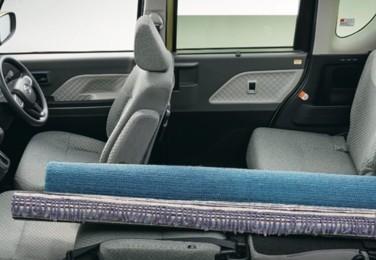 新型タント、未使用車、新古車、新車、値引き、シートアレンジ
