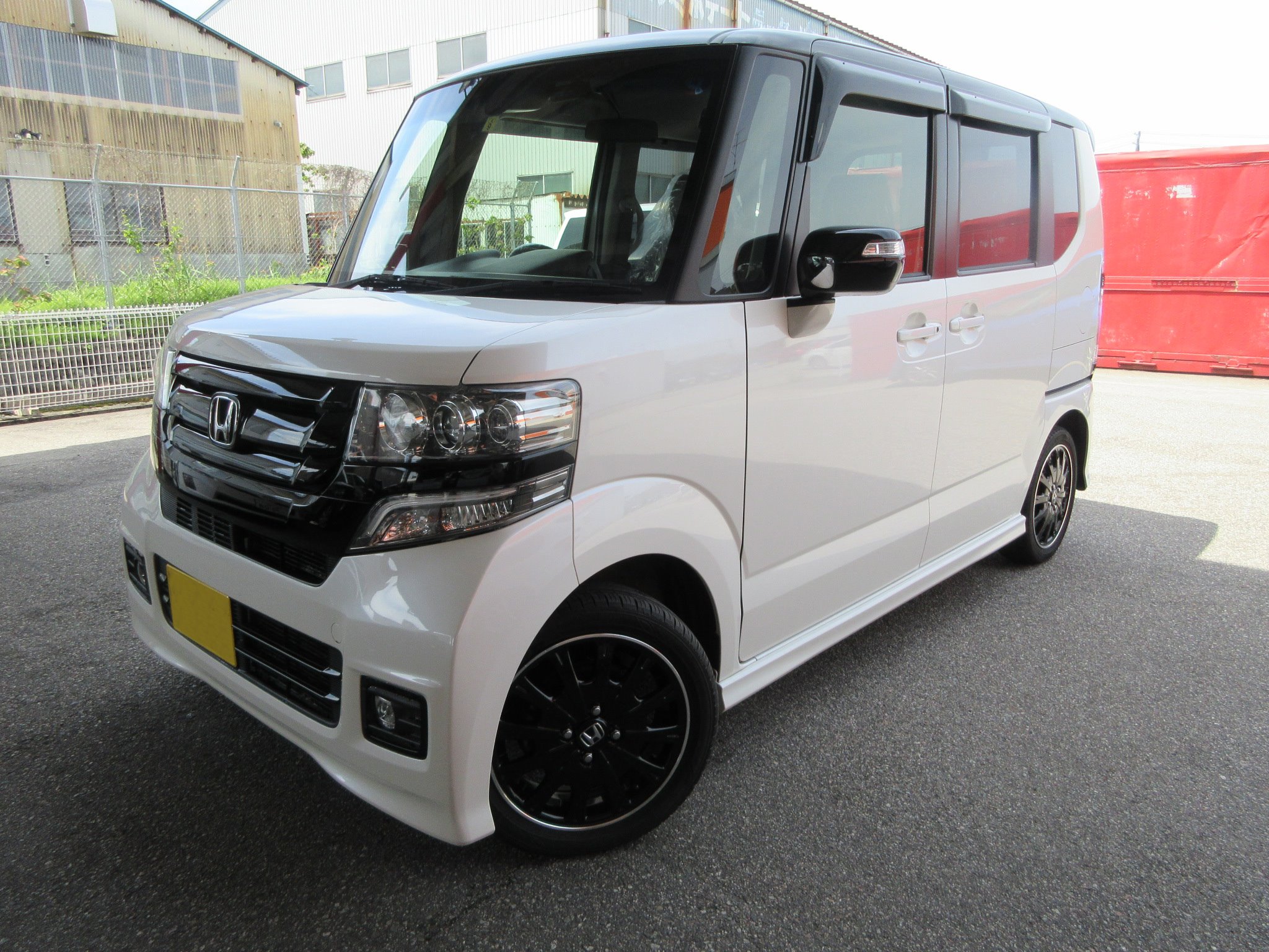 N-BOX カスタム 燃費 新型 中古車 ターボ